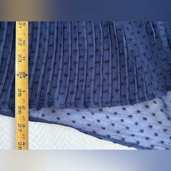 💚GAP Women's Navy Sheer Blouse - Picture 7 of 8